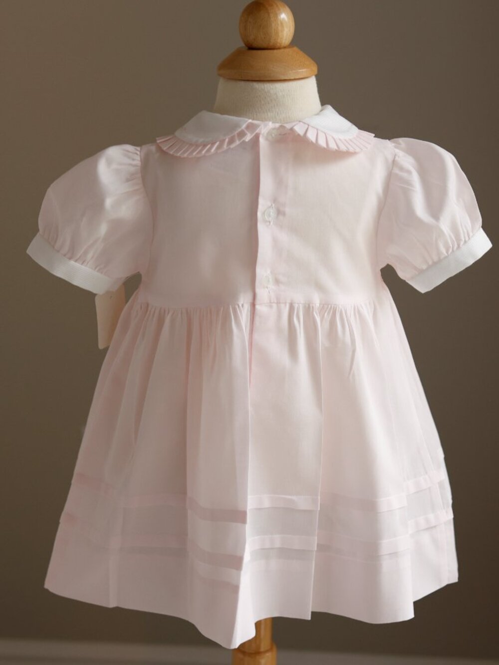Smocked Pink Dress Friedknit by Feltman Brothers Size 6/9  Month Hand Embroidery - Picture 6 of 6